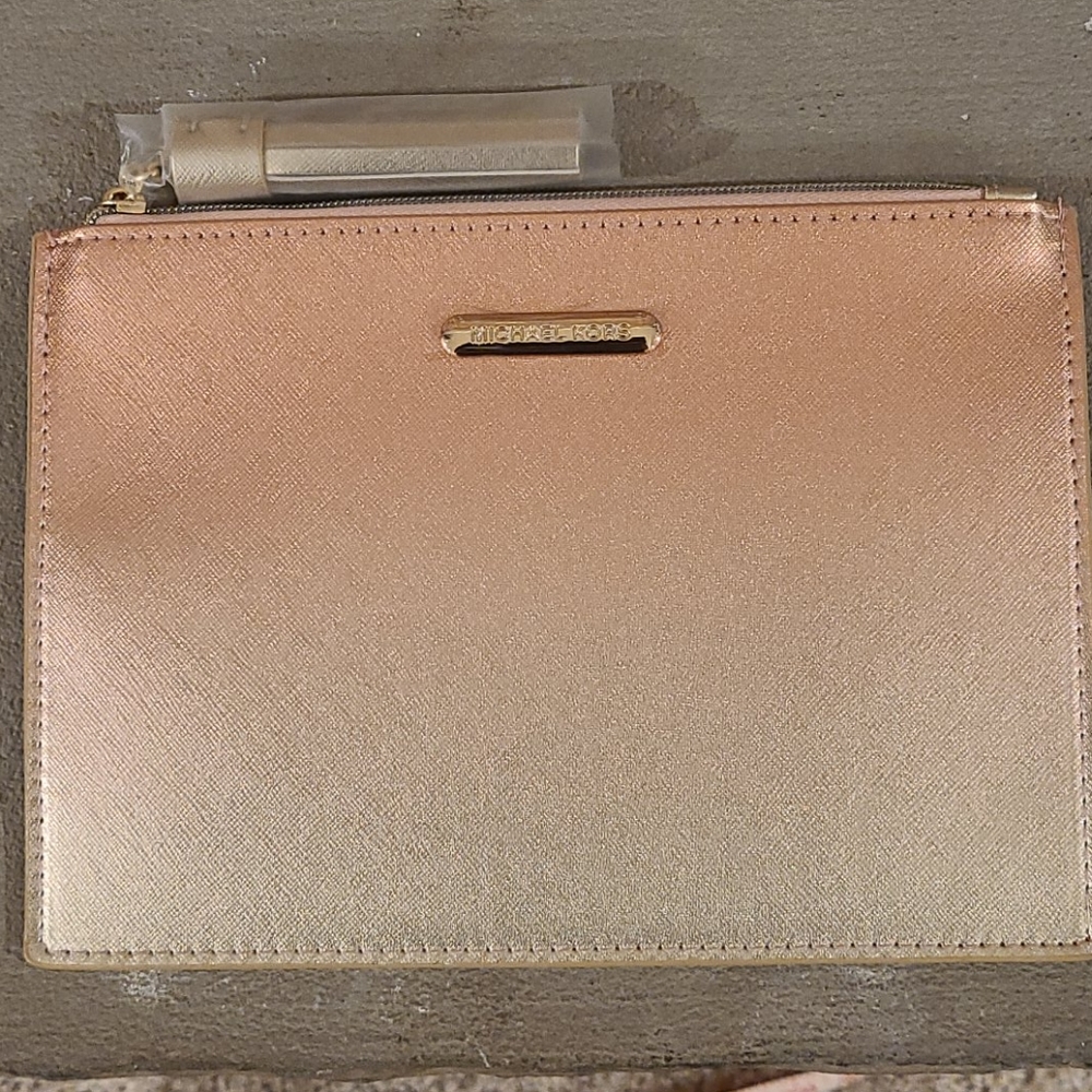 Michael Kors Wonderlust Pouch